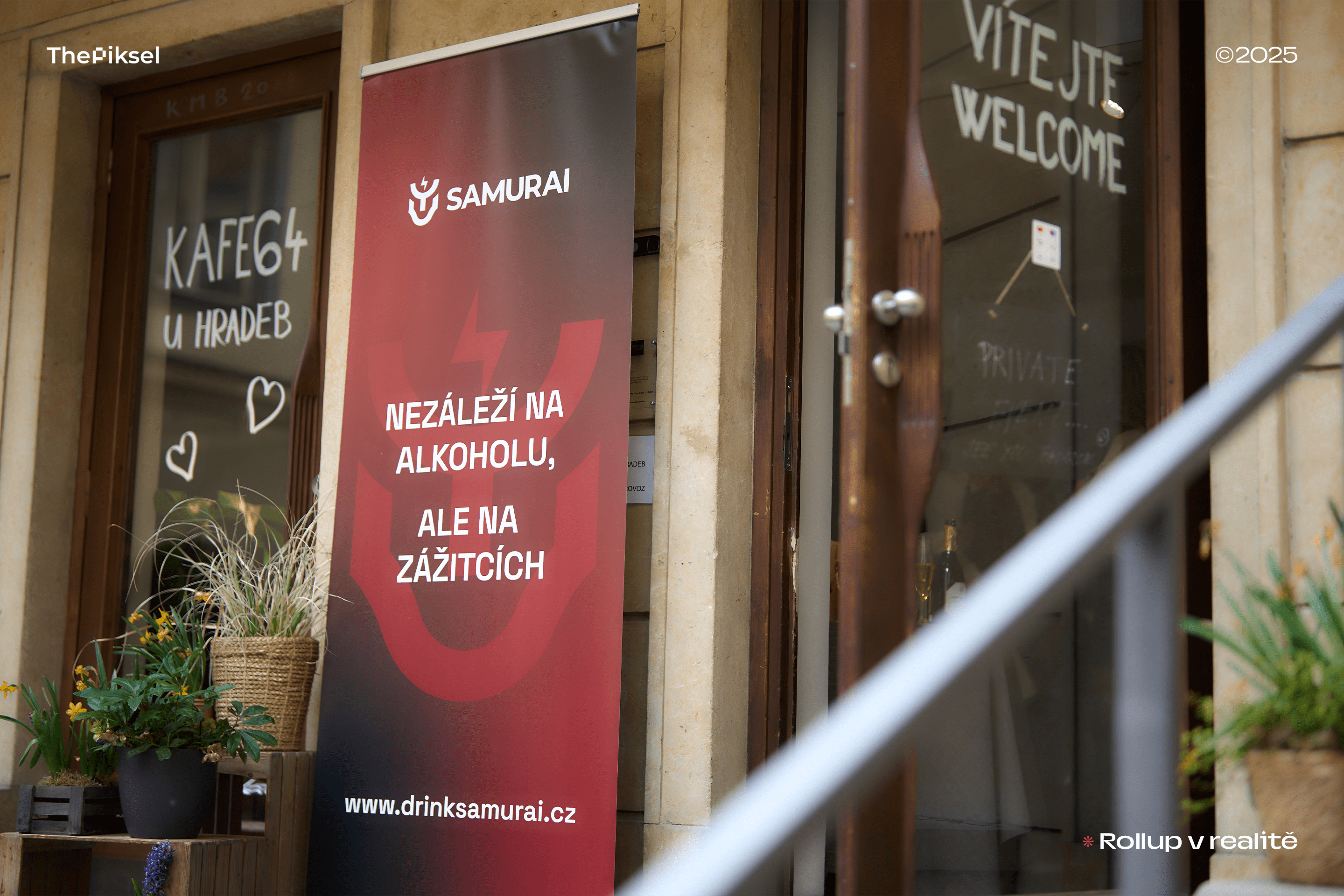 Samurai Rollup u vchodu